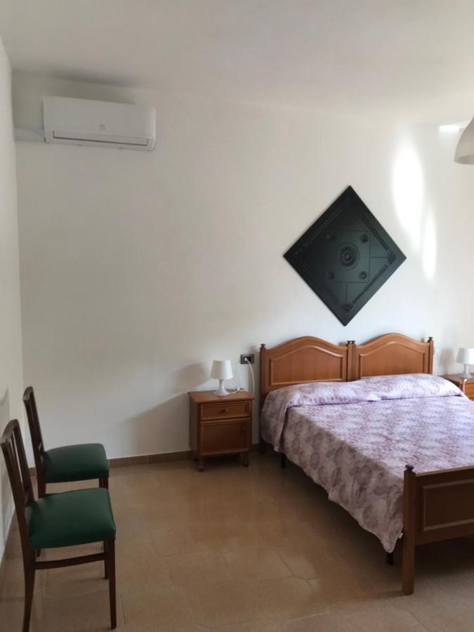 La Corbula - Casa Vacanze - Q5992 Fluminimaggiore Kültér fotó